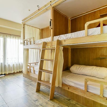 Hotel Forest Lake Backpackers' Hostel Pokhara Bagian luar foto