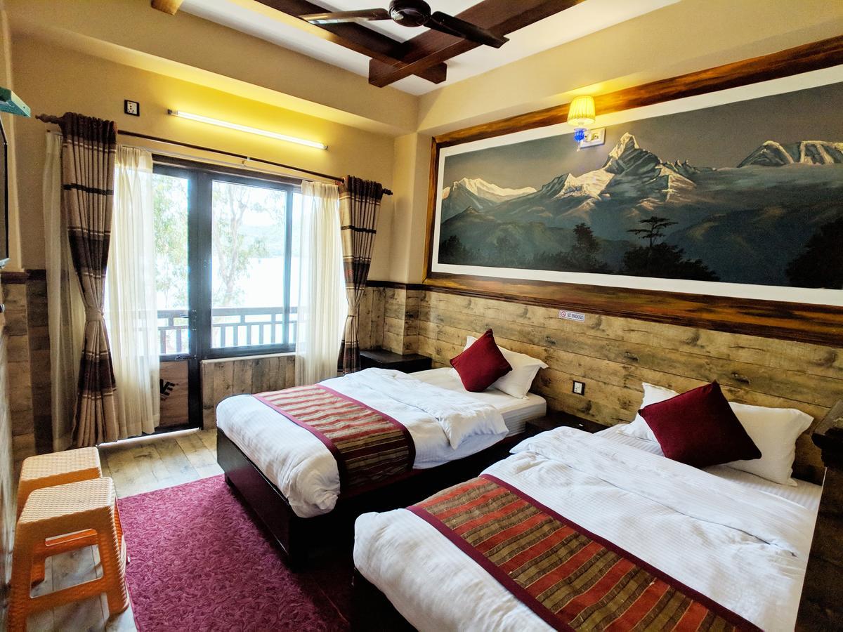 Hotel Forest Lake Backpackers' Hostel Pokhara Bagian luar foto